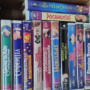 ❤️Disney Classic VHS Collection Set of 12  - Colorful Covers